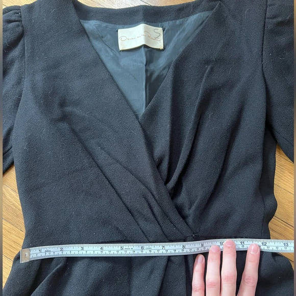VINTAGE 1970s Oscar de la Renta Classic Black Dress | Size 4 - Picture 2 of 9
